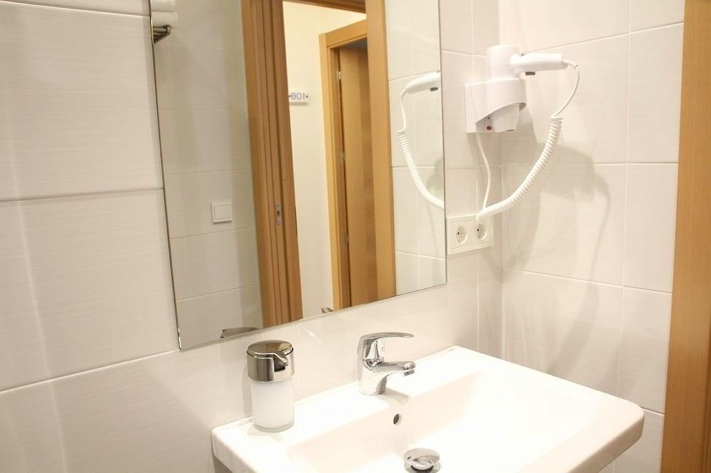 Hostal Monaco Valladolid Zewnętrze zdjęcie