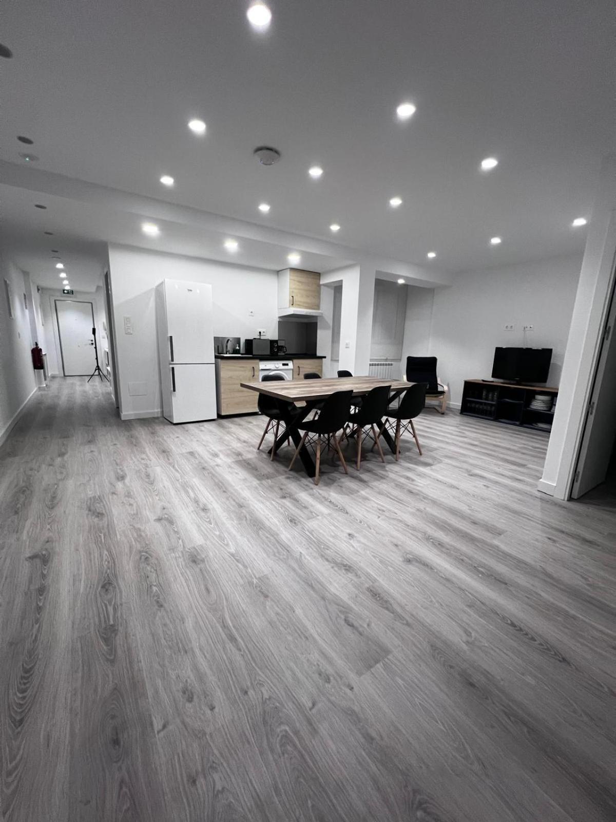Hostal Monaco Valladolid Zewnętrze zdjęcie