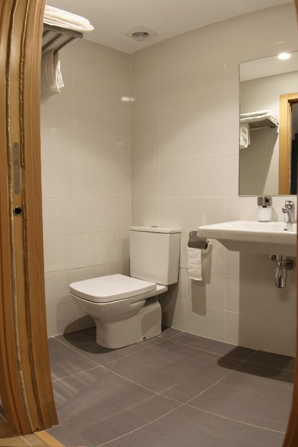 Hostal Monaco Valladolid Zewnętrze zdjęcie