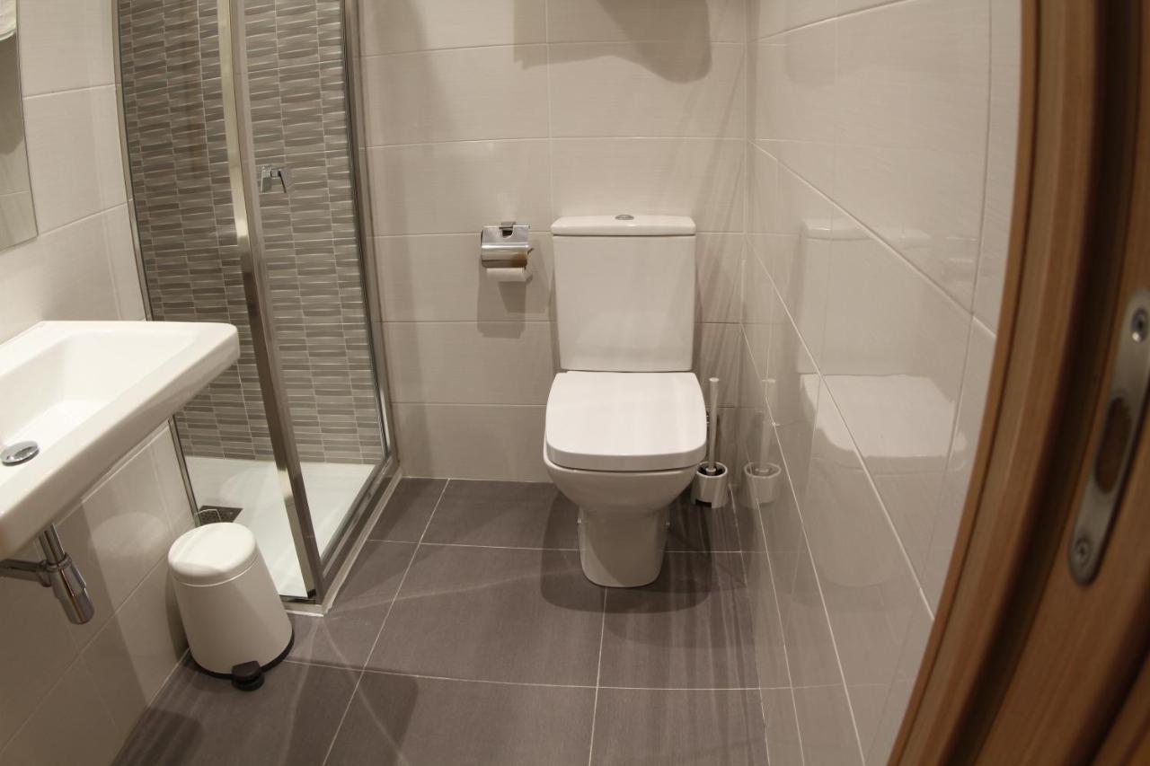 Hostal Monaco Valladolid Zewnętrze zdjęcie